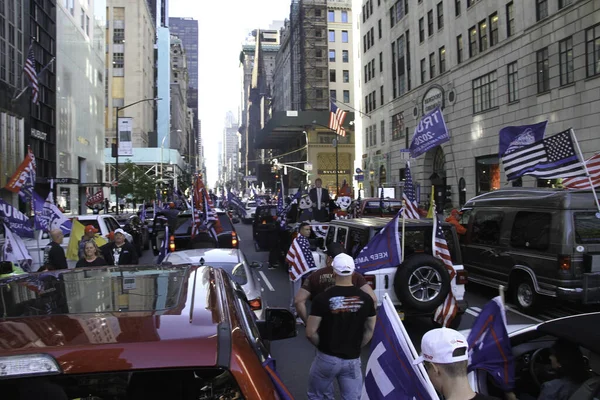 Nueva York 2020 Trump Supporters Rally Front Trump Tower Nyc —  Fotos de Stock