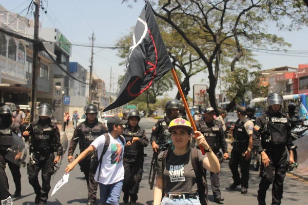 과야킬 2019 에콰도르에서 시위하는 사람들 — 스톡 사진