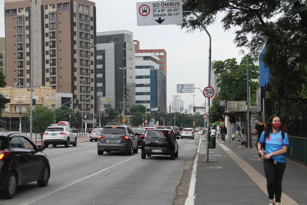 Januari 2021 Sao Paulo Brasilien Tung Trafik Med Fordon Ses — Stockfoto
