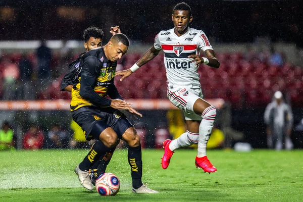 SAO PAULO, SP, BRAZIL: Brezilya 'daki iki Campeonato Brasileiro Srie A takımı arasında futbol maçı