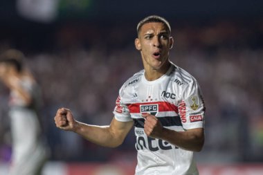 SAO PAULO, SP, BRAZIL: Brezilya 'daki iki Campeonato Brasileiro Srie A takımı arasında futbol maçı