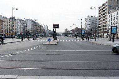 13 Nisan 2020: Paris sokakları, Fransa