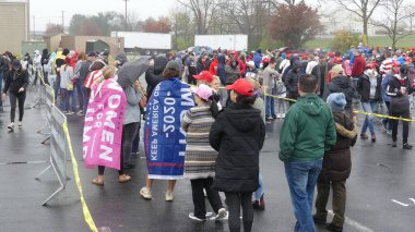 Sao Paulo, Brezilya - 26 Ekim 2020: Sao Paulo Belediye Başkanı imtiyazdan sonra Ibirapuera Parkı 'nı ziyaret etti. 