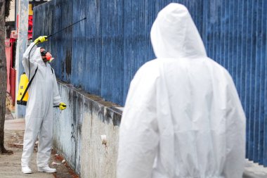 (Covid-19: Brezilya ordusu Guarulhos 'ta dezenfekte yapıyor. 5 Haziran 2020, Guarulhos, Sao Paulo, Brezilya