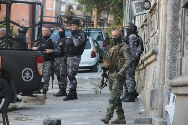 Family Held Hostage Four Criminals Drug Trafficking Disputes Rio Janeiro —  Fotos de Stock