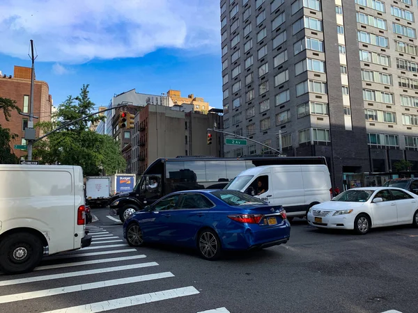 Manhattan Yayalara Zarar Vermek Için Yoğun Trafik Var Temmuz 2020 — Stok fotoğraf