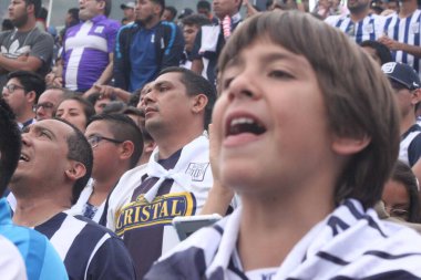 LIMA, PERU15.12.2019. Bir Allianza Lima e o Deportivo Binacional da primeira divisao peruana no estadio Alejandro Villanueva em Lima neste domingo (15). O Allianza Lima venceu o jogo de hoje por 2 a 0, mas no total o Deportivo Binacion