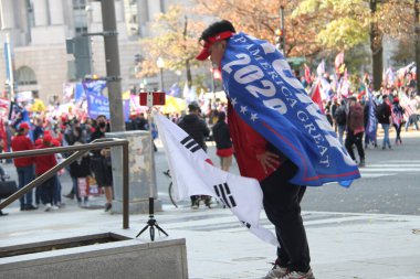 28 Kasım 2020. Red Bank, New Jersey, ABD: Haklarından mahrum bırakılmış Amerikalılar, 3 No.lu seçimlerin ve Amerikan geleceklerinin New Jersey Valisi Murphy House 'a yürümesini kabul etmek istemediler. 