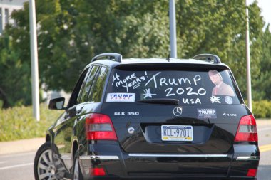 28 Kasım 2020. Red Bank, New Jersey, ABD: Haklarından mahrum bırakılmış Amerikalılar, 3 No.lu seçimlerin ve Amerikan geleceklerinin New Jersey Valisi Murphy House 'a yürümesini kabul etmek istemediler. 