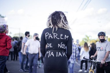 Sao Paulo, Brezilya - 20 Kasım 2020: Siyahi bir adamın öldürülmesini protesto eden Siyah Bilinç Günü