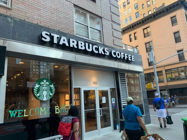 Starbucks Facebook Reklamlarını Nefret Söylemini Keserken Durdurdu Haziran 2020 New — Stok fotoğraf