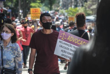 Sao Paulo Belediye Başkanı adayının seçim kampanyası. 22 Ekim 2020, Sao Paulo, Brezilya: Sao Paulo şehrinin başkanlığına aday olan Guilherme Boulos, 50 yıldan fazla süren bir programa katıldı.