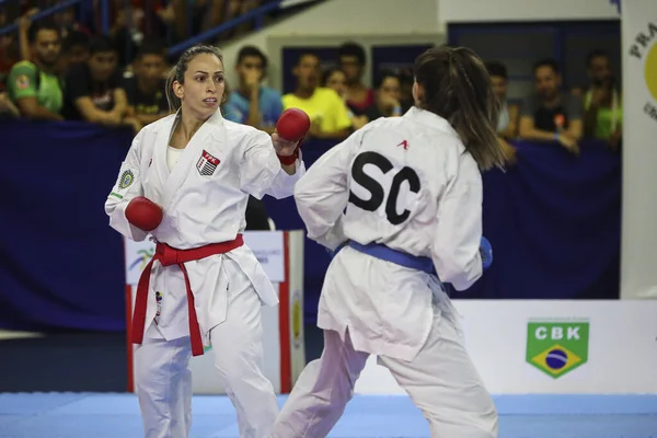 Uberlandia 2019 Karate Natalia Spigolon Gabriela Camargo Feluta Pela Medalha — стоковое фото