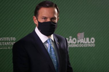 Sao Paulos Basın Konferansı Başkanı COVID-19 Aşısı hakkında. 7 Ocak 2021, Sao Paulo, Brezilya: Sao Paulo Joao Doria Valisi, bu perşembe Butantan tarafından geliştirilen covid-19 aşısına karşı Coronavac ile yapılan testlerin 