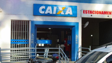 (Covid-19: Cotia 'da hareket. 29 Mayıs 2020, Cotia, Sao Paulo, Brezilya: Cotia 'da Covid-19' un ortasında insanların hareketi. Devlet halen tecrit altında olduğu için bazı işletmeler, bankalar, okullar ve üniversiteler hâlâ kapalı 