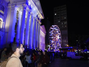 CURITIBA, PR, 30.11.2019 - Santos Andreas Meydanı 'ndaki Noel süslemeleri 