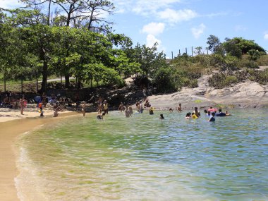 RIO DE JANEIRO, RJ, 27.12.2019 - PRAIA ARPOADOR - Rio de Janeiro sahilindeki Ipanema 'da turistlerin hareketi 