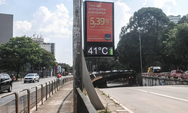 September 2020 Sao Paulo Brasilien Termometer Mäter Degrees Celsius Regionen — Stockfoto