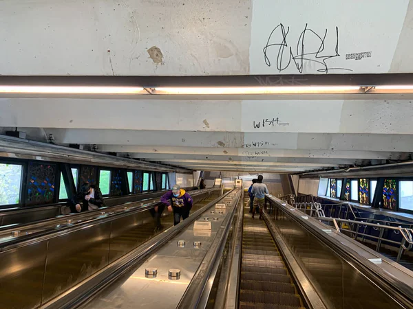 Covid Rörelse Tunnelbanan 2020 Brooklyn New York Usa Människors Rörlighet — Stockfoto