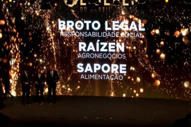 SAO PAULO, SP, 09.12.2019 - Ze Neto ve Por Mais Beijos Vivo Tiyatrosu