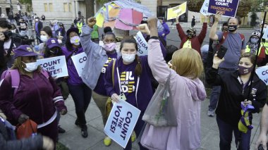 George Floyd 'un ölümü üzerine Beyaz Saray' da protesto. 2 Haziran 2020, Washington DC, ABD: Protestocular, George Floyd 'un Minneapolis' te ölümü üzerine Beyaz Saray önünde kızgınlıklarını ve hayal kırıklıklarını gösteriyorlar