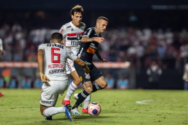 SAO PAULO, SP, BRAZIL: Brezilya 'daki iki Campeonato Brasileiro Srie A takımı arasında futbol maçı