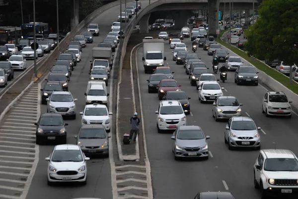 Sao Paulo 2019 Transito Movimetacao Transito Avenida Ibirapuera Nesta Amanha — Fotografia de Stock