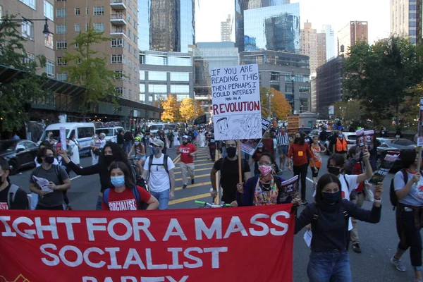 Noviembre 2020 Nueva York Estados Unidos Gente Marchando Largo Avenida — Foto de Stock