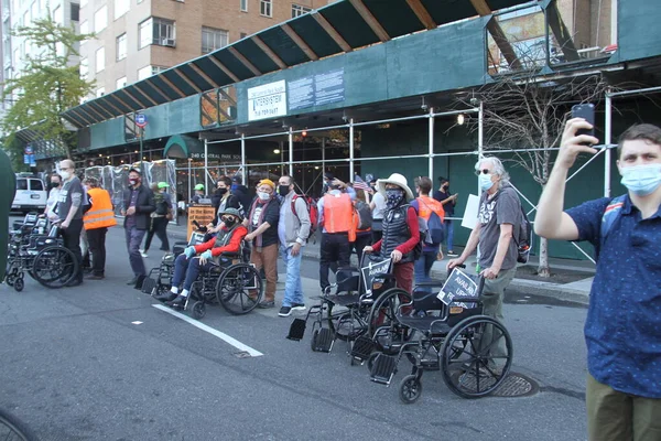 Novembro 2020 Nova York Eua Pessoas Marchando Longo Sétima Avenida — Fotografia de Stock