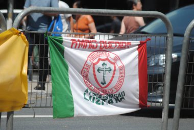 Sao Paulo, Sao Paulo, 16.09.2019: ROBERTO LILE-ENTERRO - Arkadaşlar ve aile, Sao Paulo 'nun güneyindeki Semiterio Congonhas' ta düzenlenen cenaze törenine katıldı (16). Şarkıcı 16 yaşında öldü. Pazar günü şafak vakti 67.)
