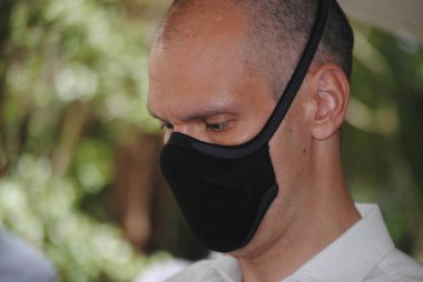 Sao Paulo, Brezilya - 26 Ekim 2020: Sao Paulo Belediye Başkanı imtiyazdan sonra Ibirapuera Parkı 'nı ziyaret etti. 