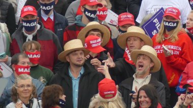 28 Kasım 2020. Red Bank, New Jersey, ABD: Haklarından mahrum bırakılmış Amerikalılar, 3 No.lu seçimlerin ve Amerikan geleceklerinin New Jersey Valisi Murphy House 'a yürümesini kabul etmek istemediler. 