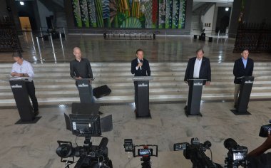 Mart 2020, Sao Paulo, Brezilya 'da Covid 19 basın toplantısı 