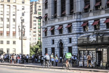 Covid-19: Sao Paulo 'da hareketlilik. 8 Nisan 2020, Sao Paulo, Brezilya: Sao Paulo 'nun kuzey bölgesinde covid-19 salgını nedeniyle sokakları boşaltan küçük bir hareket