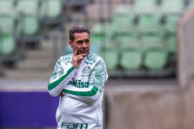 Sao Paulo - 12 Şubat 2020: Sentetik çimenlikte antrenman sırasında PALMEIRAS oyuncularının eğitilmesi.