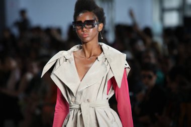 SAO PAULO, SP, 15.10.2019 - SPFW N48 - Korshi markasının geçit töreni 