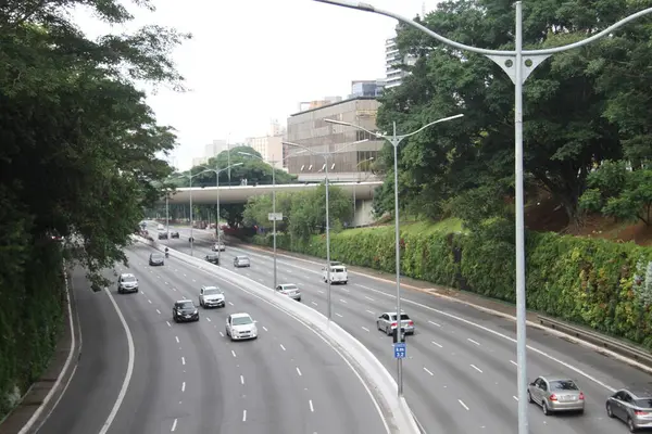 Sao Paulo 2021年1月2日 巴西圣保罗交通繁忙 — 图库照片