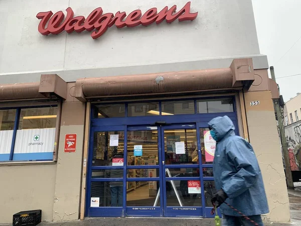 Covid Walgreens Pharmacy Brooklyn Accueille Personnes Fois Mars 2020 Brooklyn — Photo