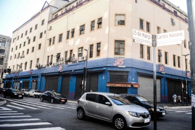 Sao Paulo (SP), 04 / 06 / 2020 - MOVEMENT / DOWNTOWN / SAO PAULO - Sao Paulo 'nun merkezindeki insanların hareketi, bu Perşembe (4.) 