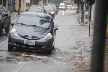 Bahia 'da yağış var. 22 Mayıs 2020, Mata de Sao Joao, Bahia, Brezilya: Bahia 'da Praia do Forte plajında sağanak yağış, bu cuma öğleden sonra sele yol açtı. 