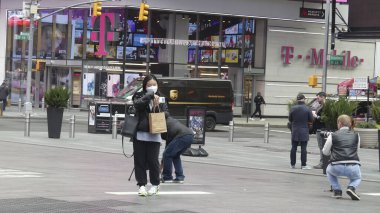 Coronavirus salgını sırasında New York sokakları, ABD