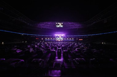 Brezilyalı şarkıcı Nando Reis Allianz Parque Drive In 'de sahne alıyor. 19 Temmuz 2020, Sao Paulo, Brezilya: Brezilyalı şarkıcı Nando Reis Allianz Parque Stadyumu 'ndaki bir format gösterisinde sunumu sırasında