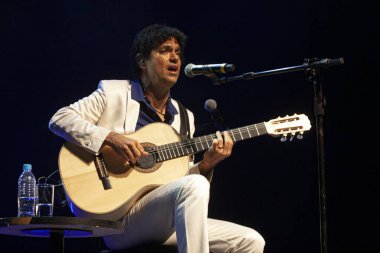 Brezilyalı Jorge Vercillo 'nun müzikal gösterisi. 4 Aralık 2020, Sao Paulo, Brezilya: Konuklar ve Jorge VErcillo çok spesifik bir gösteri 