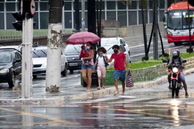 Sao Paulo (SP), 15 / 12 / 2020 - Paulista Bulvarı 'nda Yağmur ve Brezilya' nın Sao Paulo kentindeki Conosalaco Caddesi 