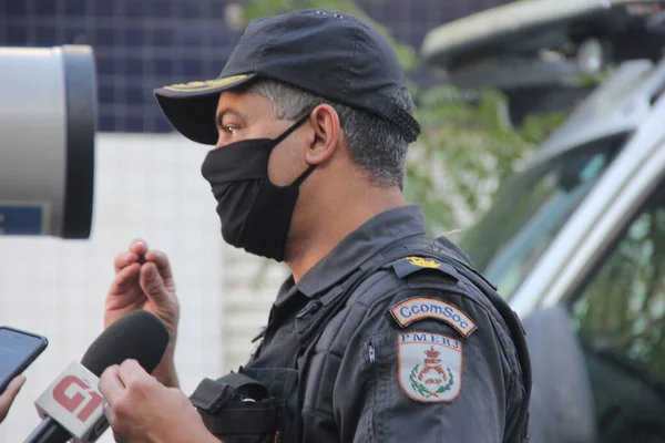 Rio Janeiro Uyuşturucu Kaçakçılığı Sırasında Dört Suçlu Tarafından Rehin Tutulan — Stok fotoğraf