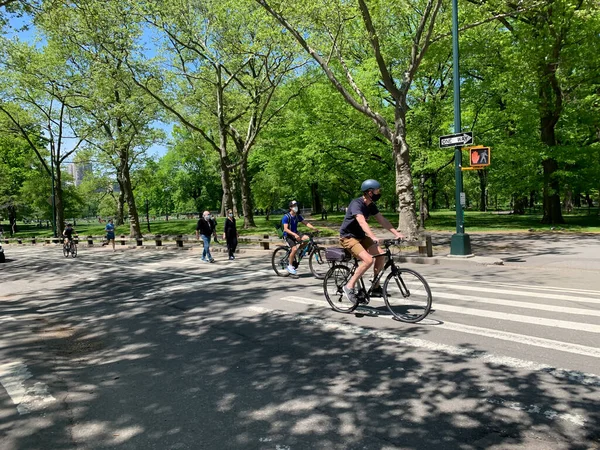 Nieuw Covid Overvolle Central Park Mei 2020 New York Usa — Stockfoto