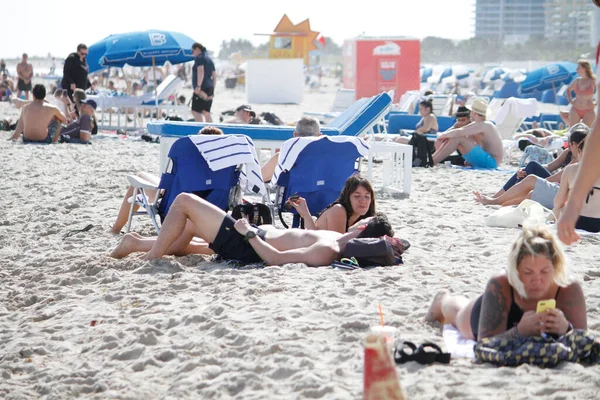 Miami Usa Emberek Időt Töltenek Miami Beach Usa — Stock Fotó