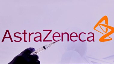 6 Ocak 2021, Rio de Janeiro, Brezilya: Fiocruz, AstraZeneca laboratuvarı ve Oxford Üniversitesi tarafından geliştirilen aşının ithalatı için 59,4 milyon dolar ödemeyi planlıyor.