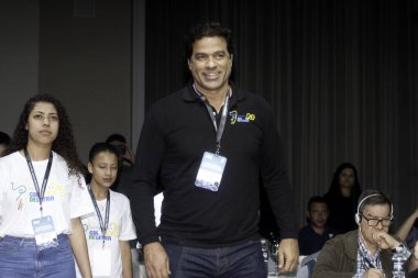 SAO PAULO, SP, 13.11.2019 -  Lewis Hamilton with his team in Brasil 