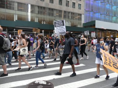 NEW YORK, 28 / 08 / 2020 - Siyahi HAYATLARI DURANTE O 57 ANIVERSARIO DA HISTORICA MARCHA DE MARTIN LUther King